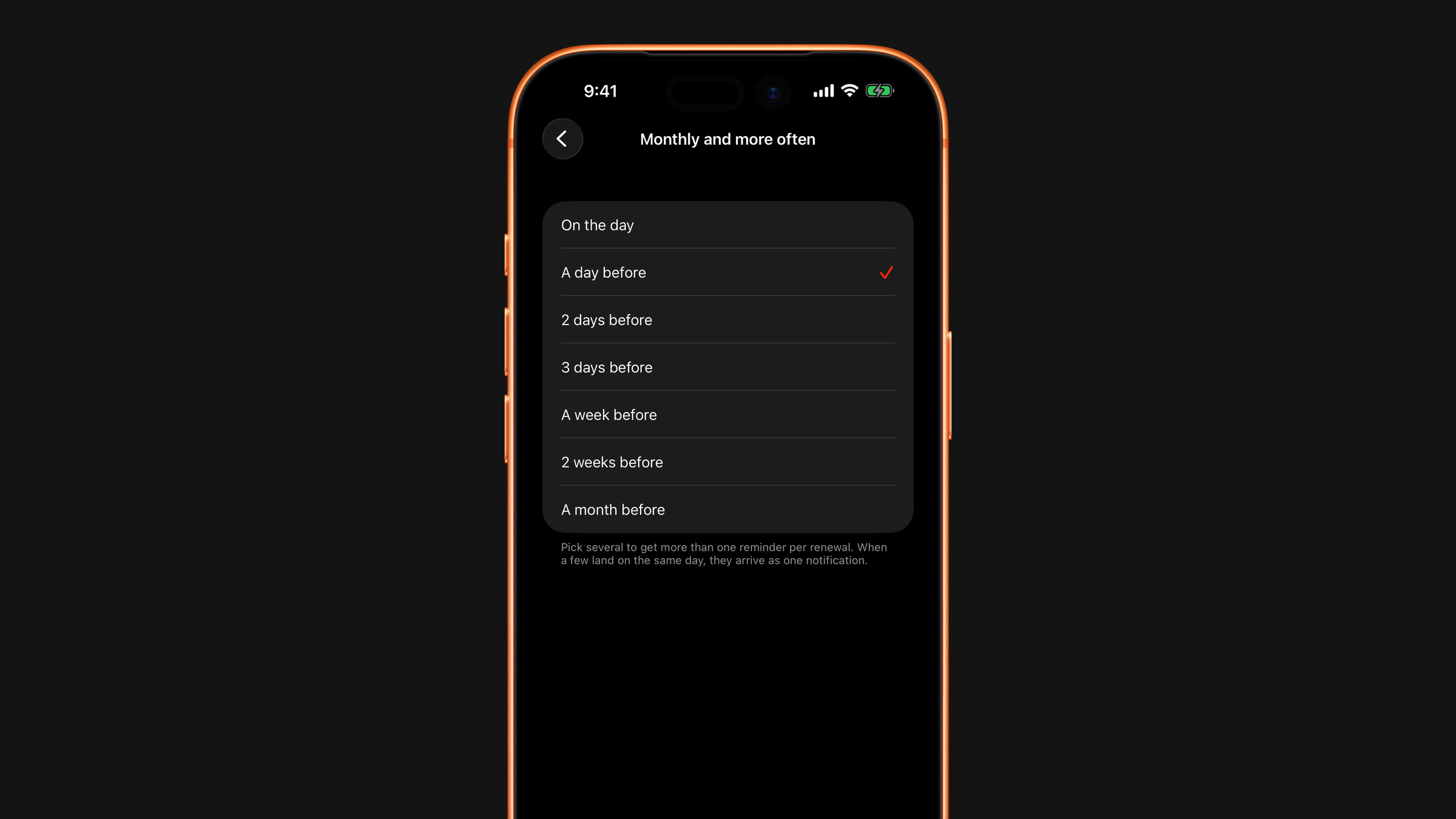 Choosing how many days before a renewal the reminder arrives in Subscrr on iPhone.
